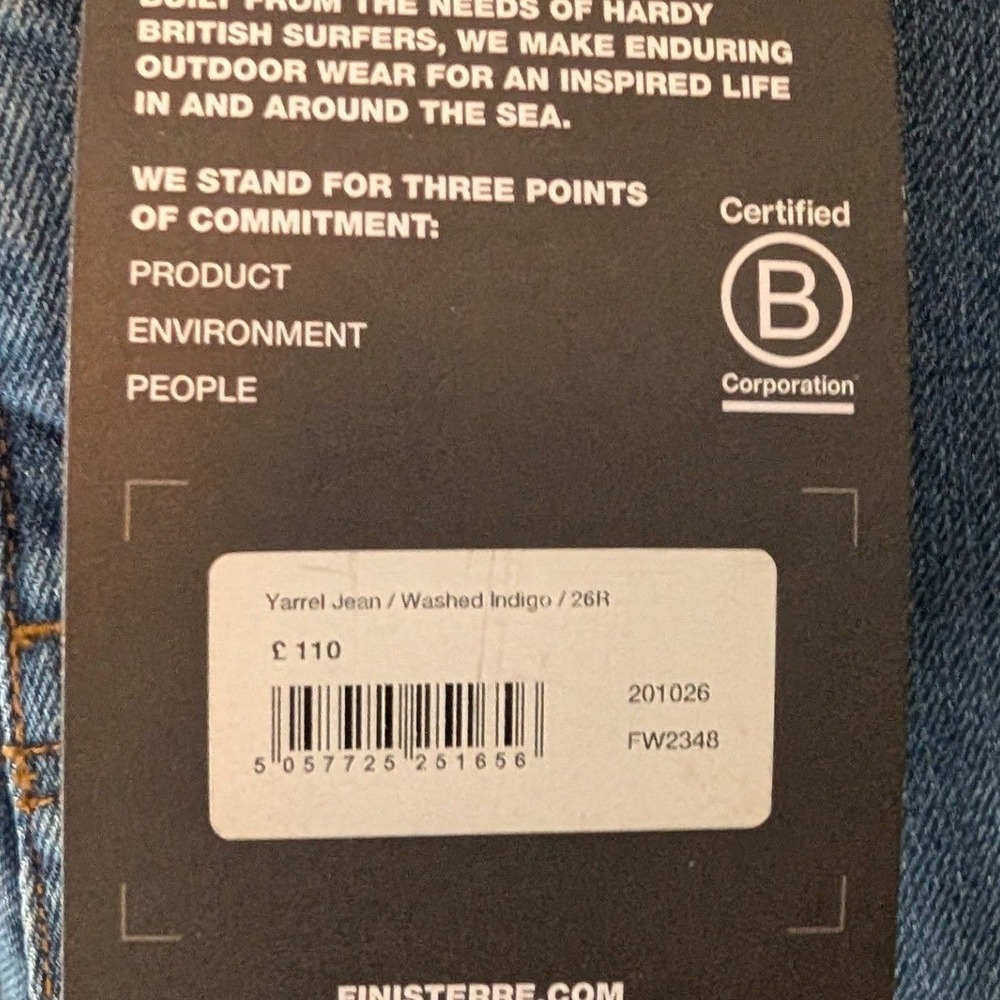 NWT Finisterre Yarrel Barrel Jeans in indigo Blue - Women 26R - Picture 6 of 15